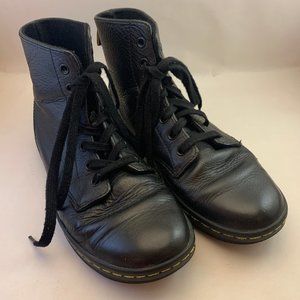 Dr Martens Leyton Boot Women's 8 Black